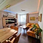 Roza Home